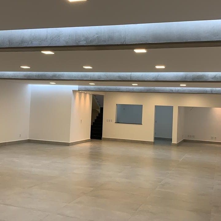 Barracão — Construção em andamento